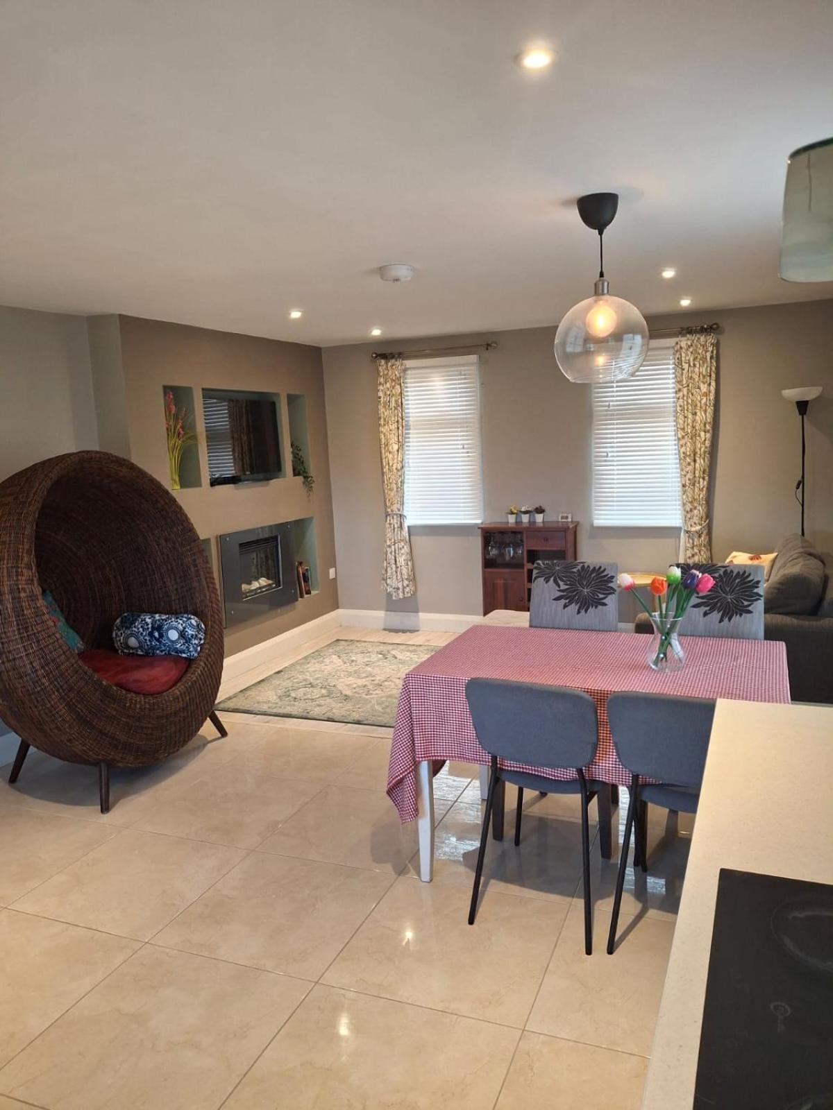Country Retreat, Ireland's Hidden Heartland F35 Yc67 *